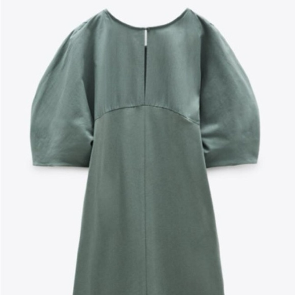 Seafoam green maxi dress!